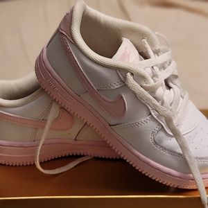 Nike Air Force 1 Sneakers